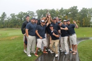 Golf Team wins trophy